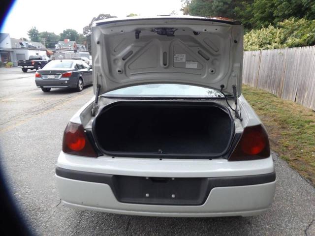 Photo of 2003 White Chevrolet Impala