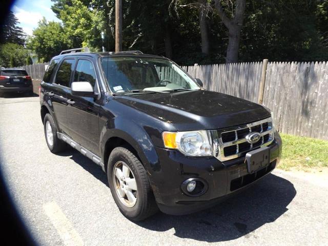 Photo of 2011 Tuxedo Black Metallic Ford Escape