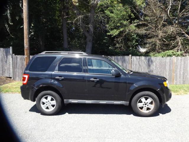 Photo of 2011 Tuxedo Black Metallic Ford Escape