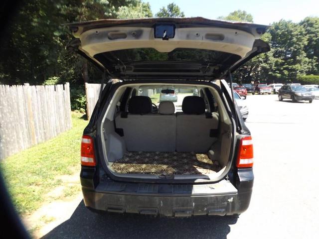 Photo of 2011 Tuxedo Black Metallic Ford Escape