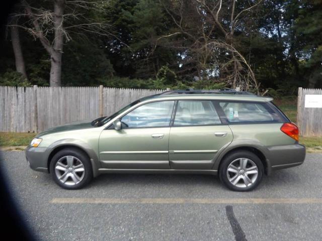 Photo of 2006 Willow Green Opal/Moss Green Metallic Subaru Outback