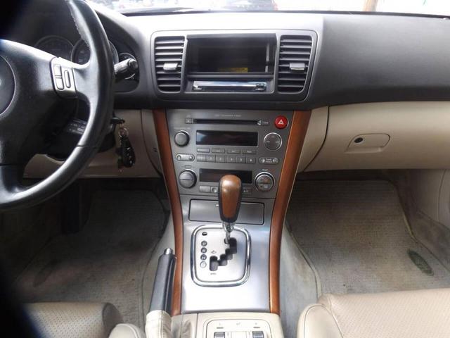 Photo of 2006 Willow Green Opal/Moss Green Metallic Subaru Outback