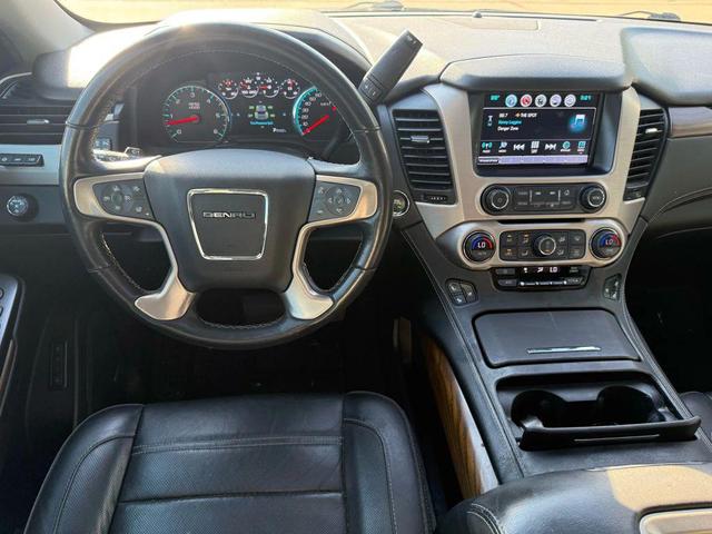 Photo of 2019 Gray GMC Yukon