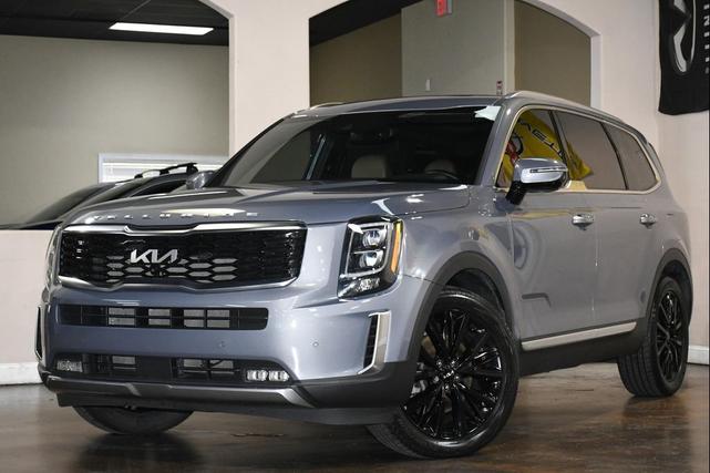 Photo of 2022 Everlasting Silver Kia Telluride