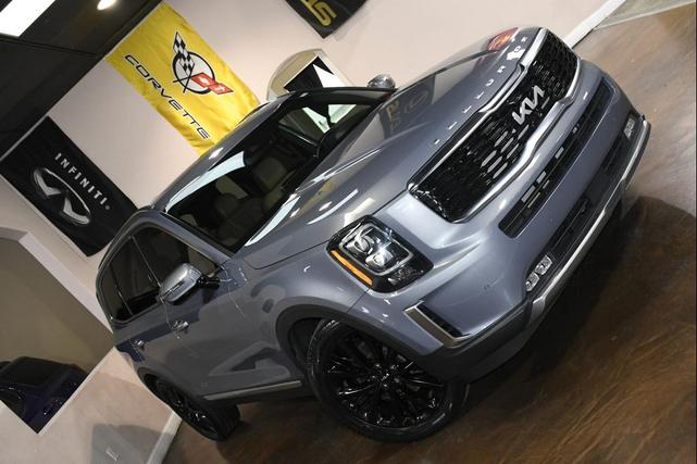 Photo of 2022 Everlasting Silver Kia Telluride