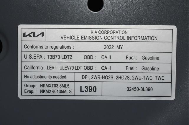 Photo of 2022 Everlasting Silver Kia Telluride