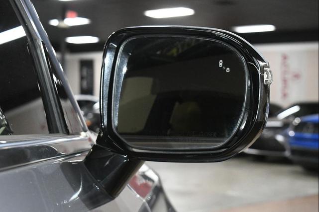 Photo of 2022 Everlasting Silver Kia Telluride