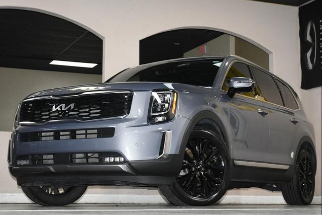 Photo of 2022 Everlasting Silver Kia Telluride