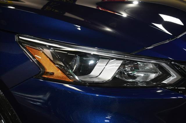 Photo of 2021 Deep Blue Pearl Nissan Altima
