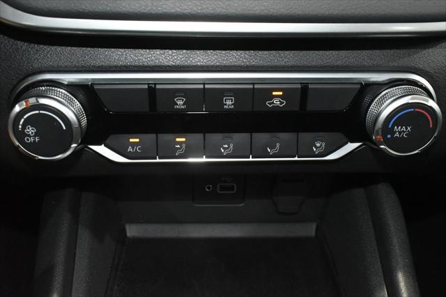 Photo of 2021 Deep Blue Pearl Nissan Altima
