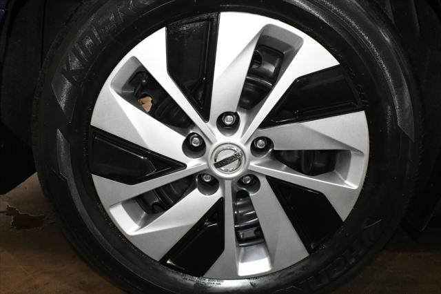 Photo of 2021 Deep Blue Pearl Nissan Altima