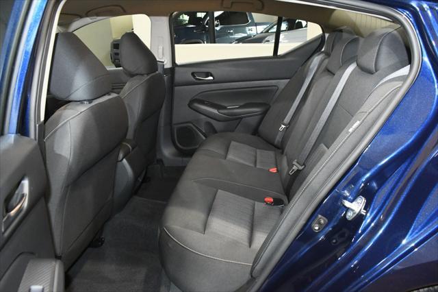 Photo of 2021 Deep Blue Pearl Nissan Altima