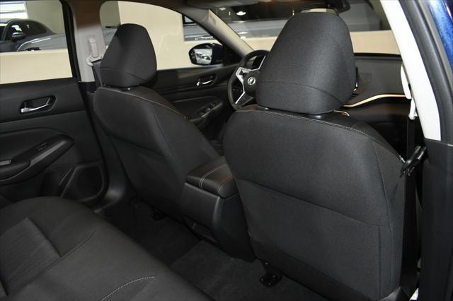 Photo of 2021 Deep Blue Pearl Nissan Altima