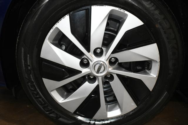 Photo of 2021 Deep Blue Pearl Nissan Altima