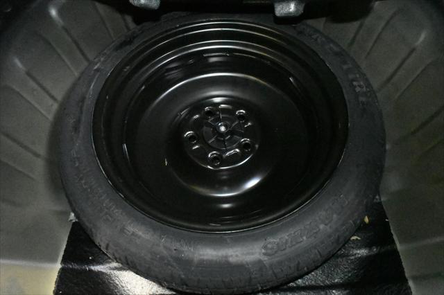 Photo of 2021 Deep Blue Pearl Nissan Altima