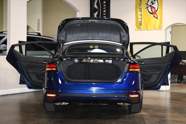 Photo of 2021 Deep Blue Pearl Nissan Altima