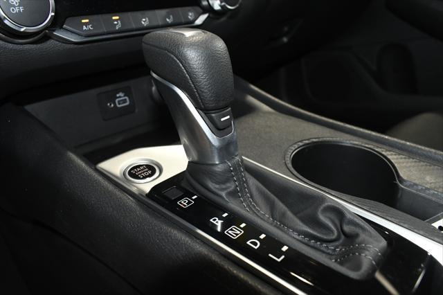 Photo of 2021 Deep Blue Pearl Nissan Altima