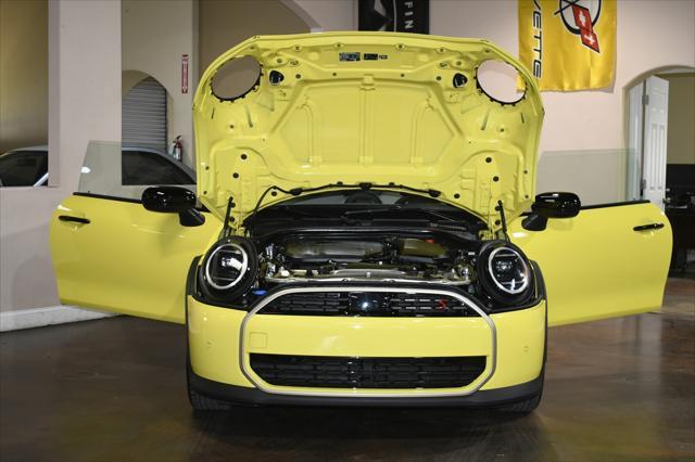 Photo of 2025 Sunny Side Yellow MINI Hardtop