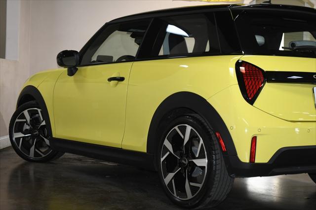 Photo of 2025 Sunny Side Yellow MINI Hardtop