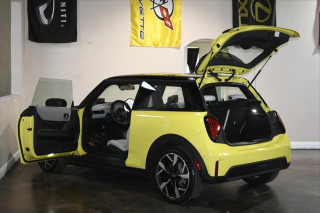 Photo of 2025 Sunny Side Yellow MINI Hardtop
