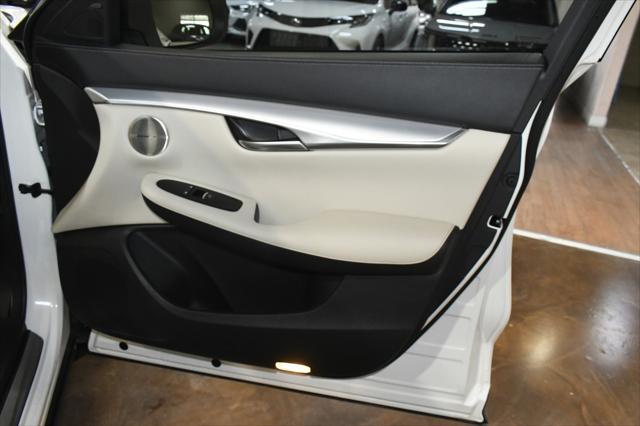 Photo of 2022 Majestic White INFINITI QX50