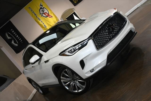 Photo of 2022 Majestic White INFINITI QX50