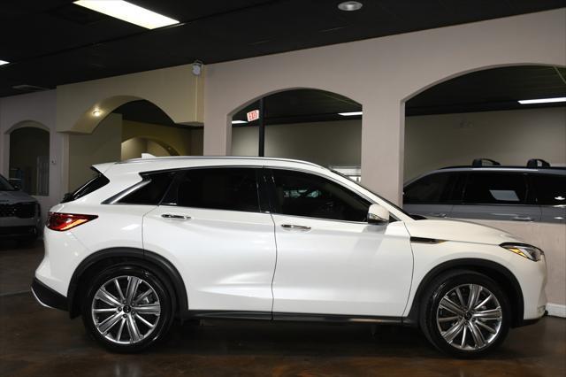 Photo of 2022 Majestic White INFINITI QX50