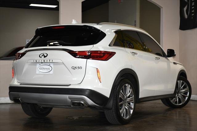 Photo of 2022 Majestic White INFINITI QX50