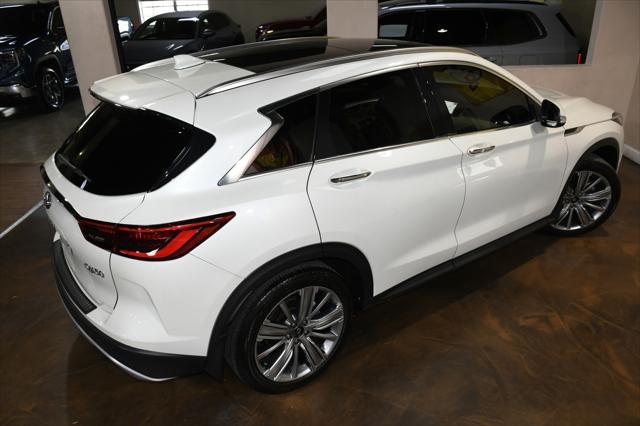 Photo of 2022 Majestic White INFINITI QX50
