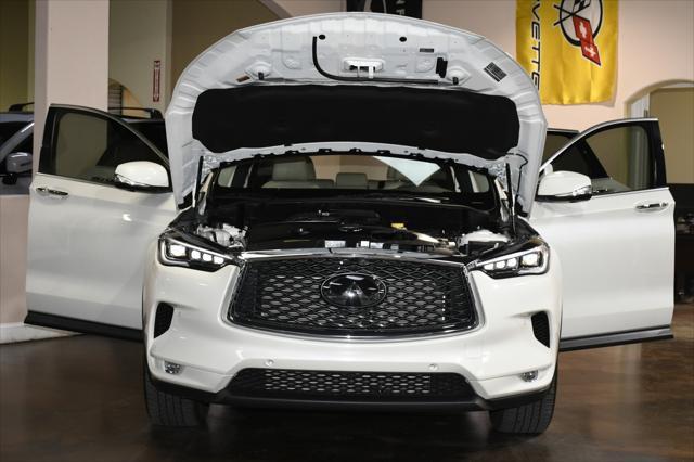 Photo of 2022 Majestic White INFINITI QX50