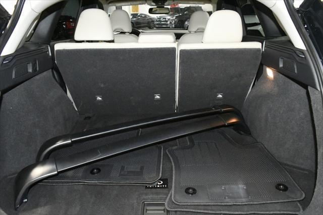 Photo of 2022 Majestic White INFINITI QX50