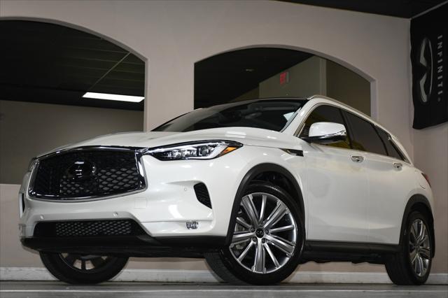 Photo of 2022 Majestic White INFINITI QX50