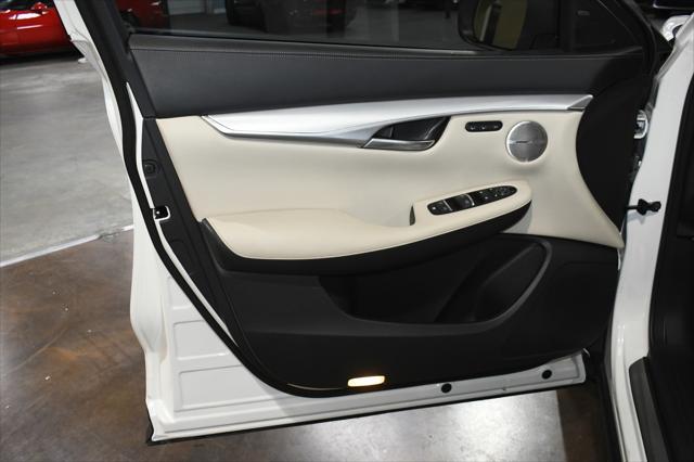 Photo of 2022 Majestic White INFINITI QX50