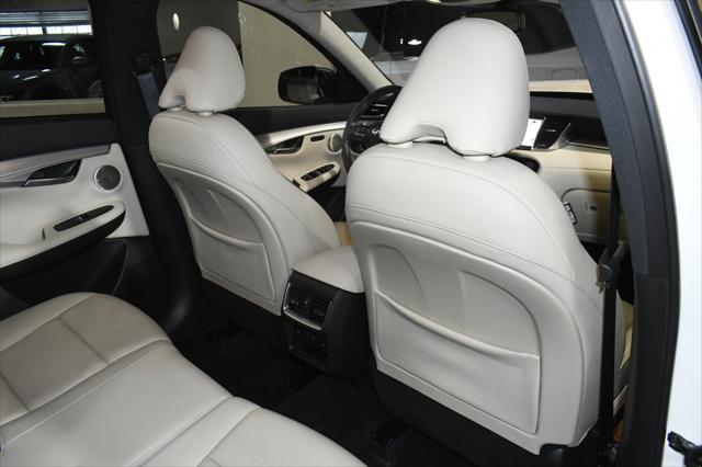 Photo of 2022 Majestic White INFINITI QX50