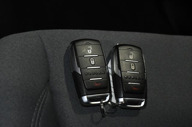 Photo of 2020 Granite Crystal Metallic Clearcoat RAM 1500