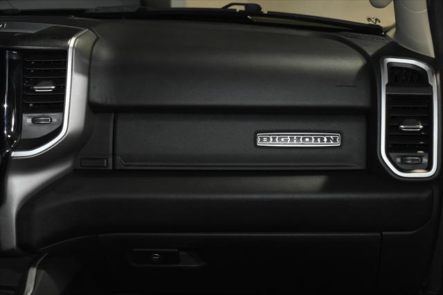 Photo of 2020 Granite Crystal Metallic Clearcoat RAM 1500