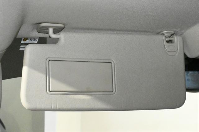 Photo of 2020 Granite Crystal Metallic Clearcoat RAM 1500