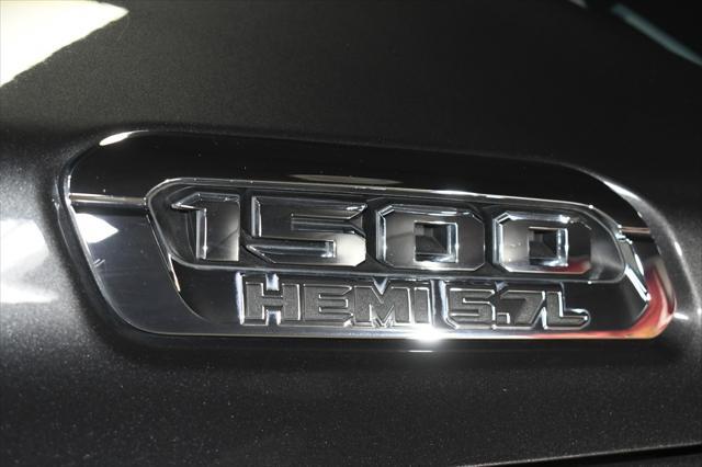 Photo of 2020 Granite Crystal Metallic Clearcoat RAM 1500
