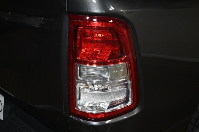 Photo of 2020 Granite Crystal Metallic Clearcoat RAM 1500
