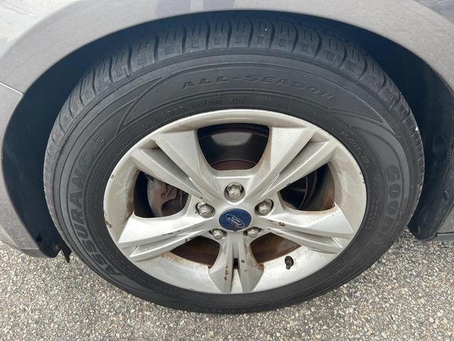 Photo of 2014 Sterling Gray Metallic Ford Focus