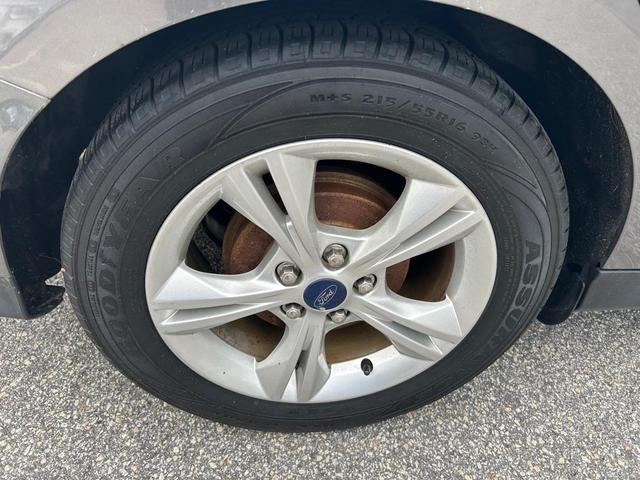 Photo of 2014 Sterling Gray Metallic Ford Focus