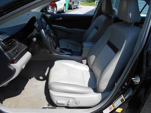 Photo of 2014 Attitude Black Metallic Toyota Camry