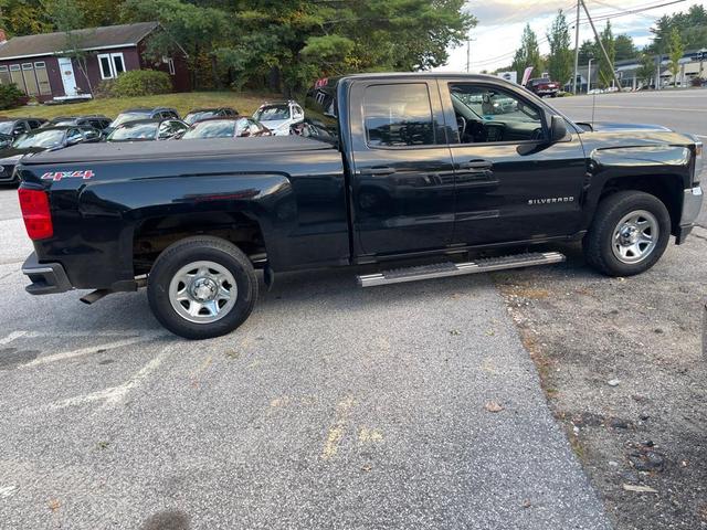 Photo of 2017 Black Chevrolet Silverado 1500