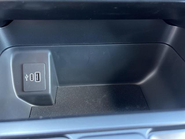 Photo of 2025 Space White Metallic Ford F-150