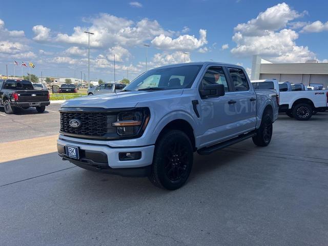 Photo of 2025 Space White Metallic Ford F-150