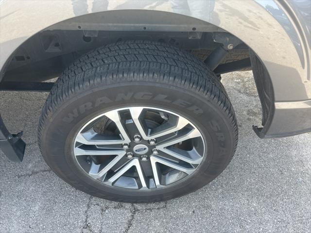 Photo of 2022 Carbonized Gray Metallic Ford F-150