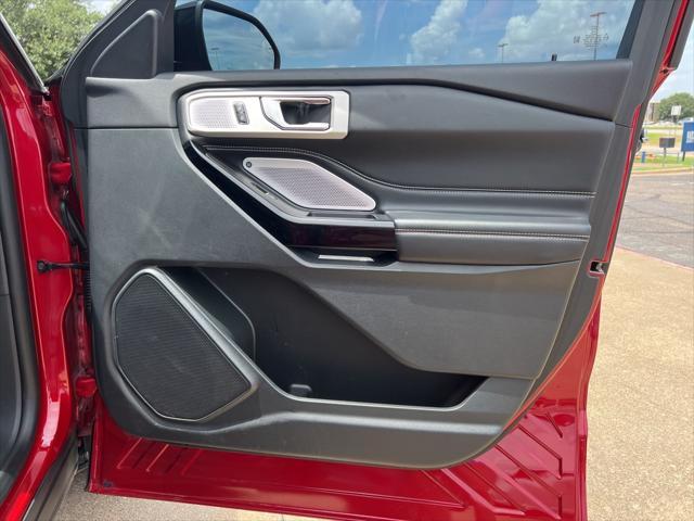 Photo of 2021 Red Ford Explorer