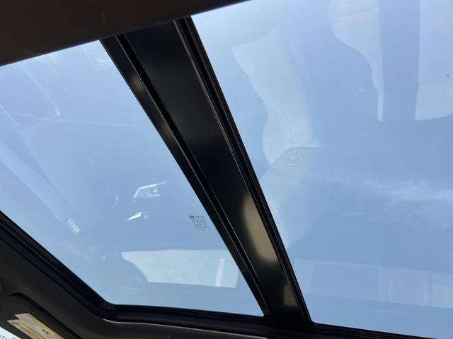 Photo of 2020 Red Horizon Tintcoat Cadillac XT4
