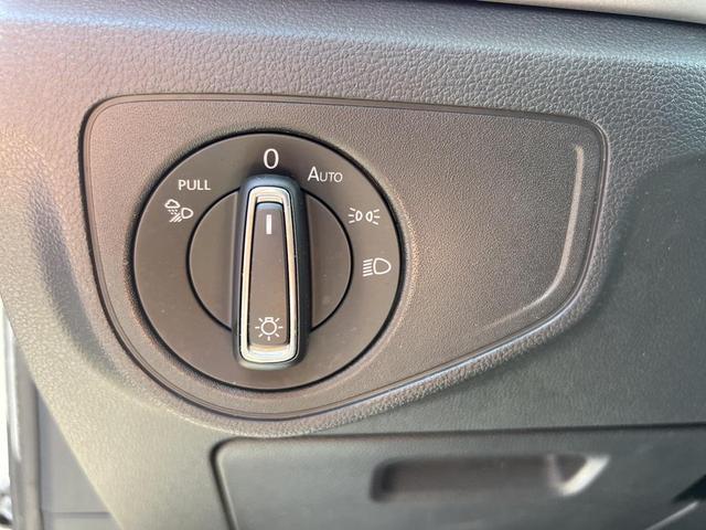 Photo of 2021 Pure White Volkswagen Atlas