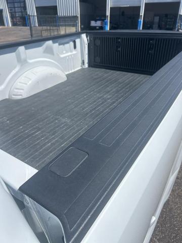 Photo of 2022 Oxford White Ford F-250
